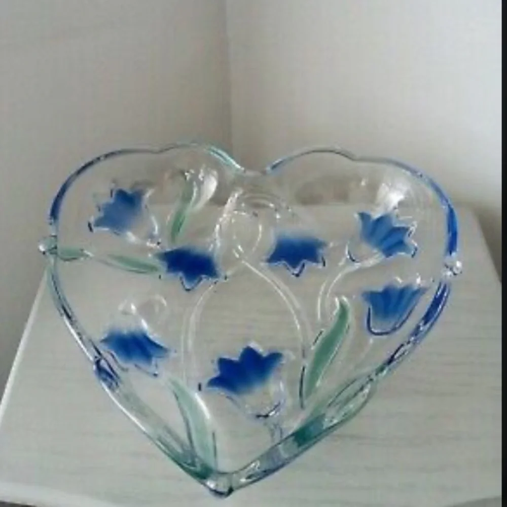 Mikasa Glass Heart Bluebells Dish